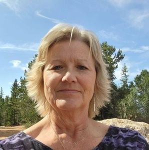 Meet your Posher, Sherry